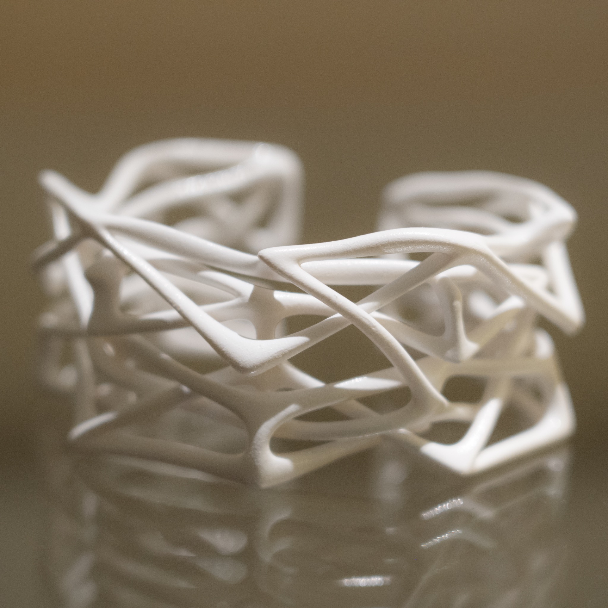 circle around white bracelet object